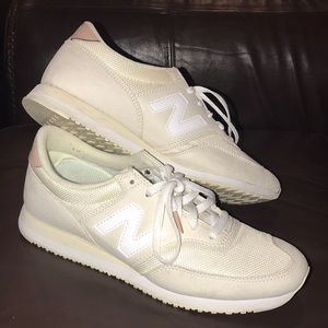 Women’s New Balance 620 Sneakers